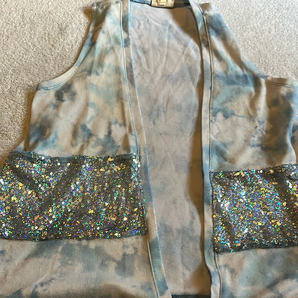 This is kind a sweater